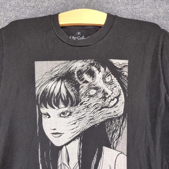 Junji Ito Collection Women's Graphic Tee Shirt Black Medium Horror Manga - Picture 3 of 12